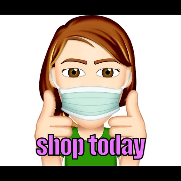 Meet your Posher!💕 Sarah - Picture 2 of 8